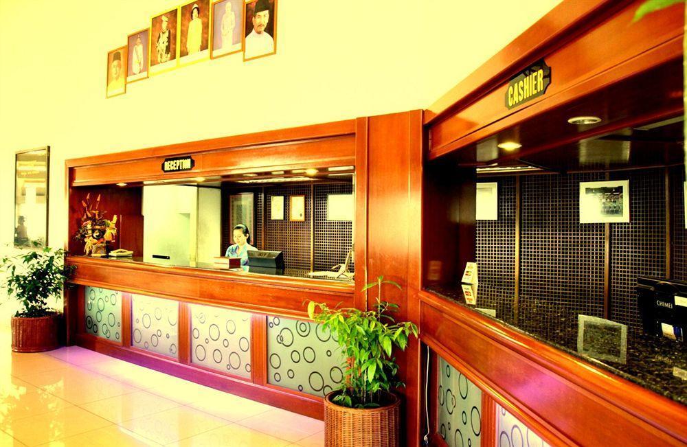 Oyo 89693 Perkasa Hotel Keningau Near Hospital Keningau Exterior photo