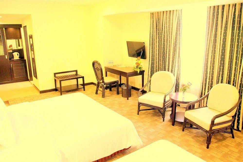 Oyo 89693 Perkasa Hotel Keningau Near Hospital Keningau Exterior photo